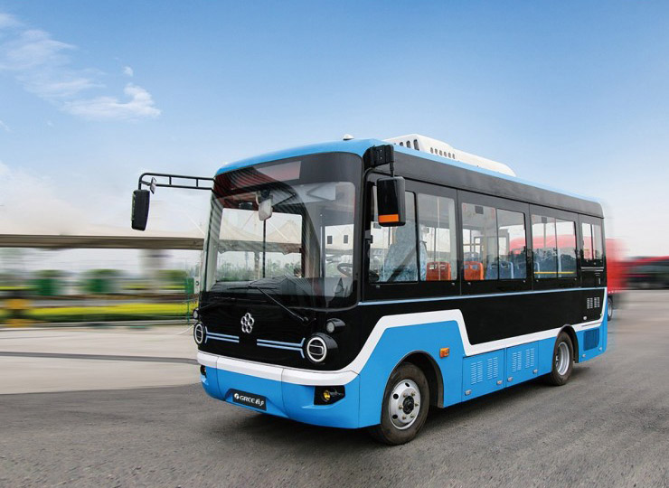 6m Mini bus
