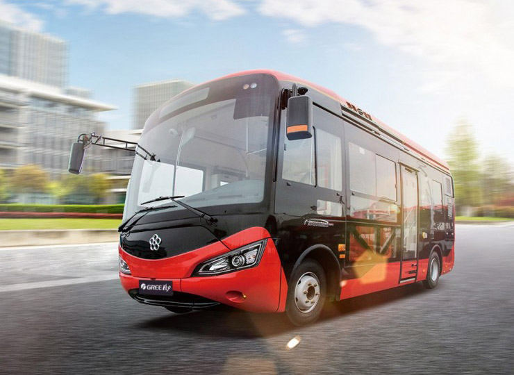 6.8m Mini bus