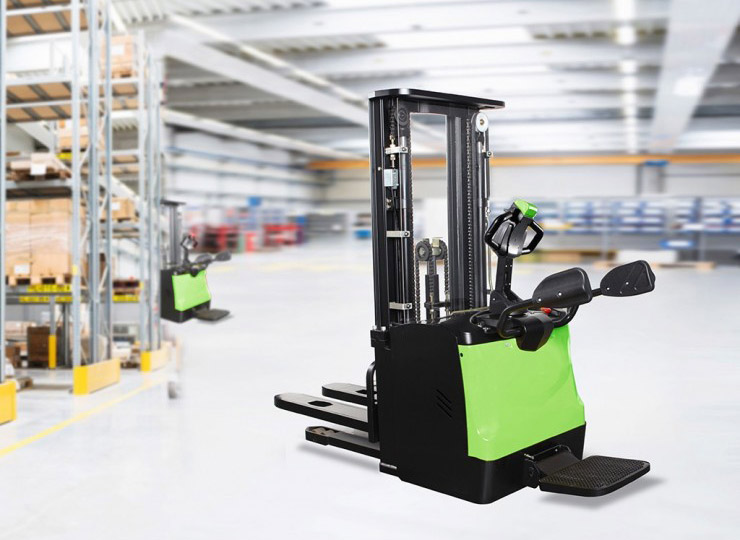 Stacker Forklift Truck